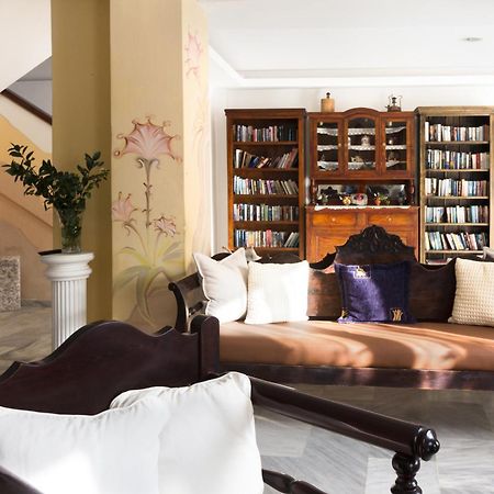 פריסה Gardenia Hotel מראה חיצוני תמונה