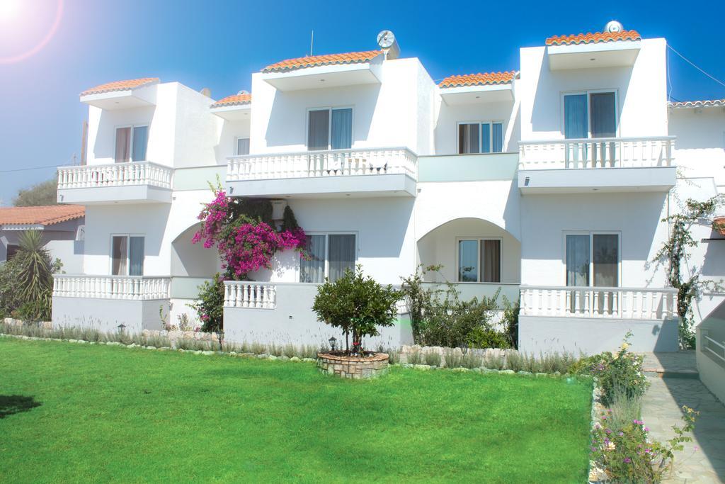 פריסה Gardenia Hotel מראה חיצוני תמונה